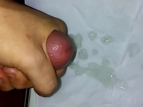 Asian solo boy gets oily and masturbates to climax