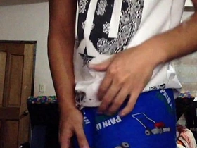 Asian jock's adorable solo performance